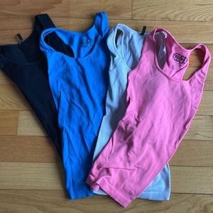4 sugar lips tanks great condition